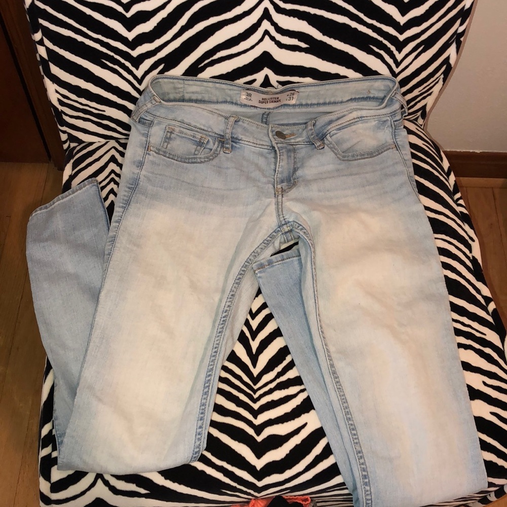 Hollister light wash jeans